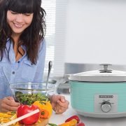BLACK+DECKER SC2007D 7 Quart Dial Control Slow Cooker with Built in Lid Holder, Teal Wave